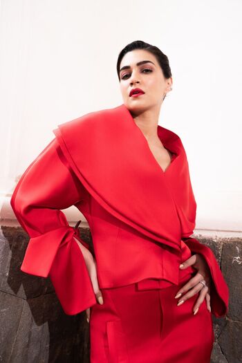 Full leaked Kriti sanon private onlyfans photo