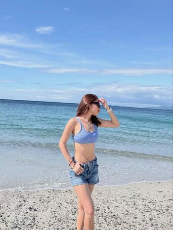 Full leaked Krizhian quizon page private onlyfans photo