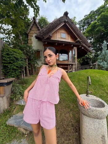 krutika_
