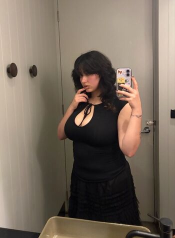 Full leaked Ktcherriez private onlyfans photo
