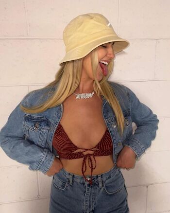 Full leaked Ktlynraps private onlyfans photo