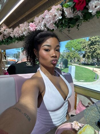 Full leaked Kurlykyy private onlyfans photo