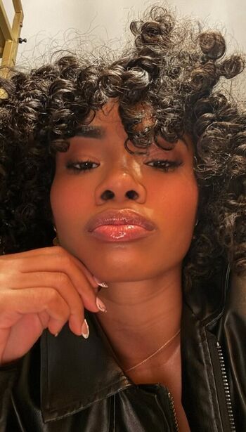 Full leaked Kurlykyy private onlyfans photo