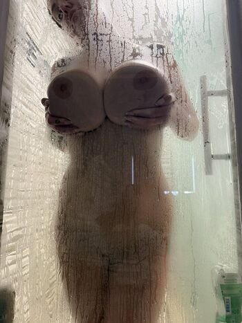 Full leaked Kweenpeach private onlyfans photo