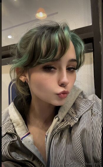 Full leaked Kweird private onlyfans photo