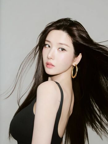 Kwon Eunbi