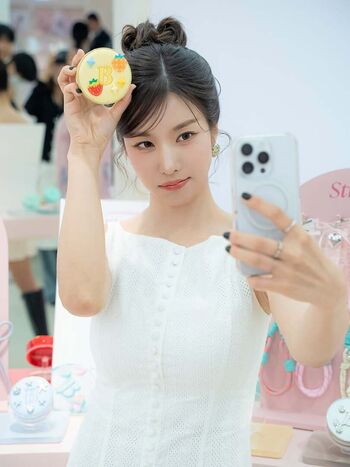 Full leaked Kwon eunbi private onlyfans photo