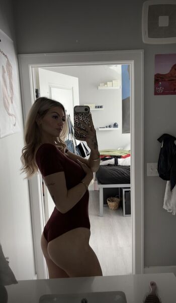 Full leaked Kylah private onlyfans photo