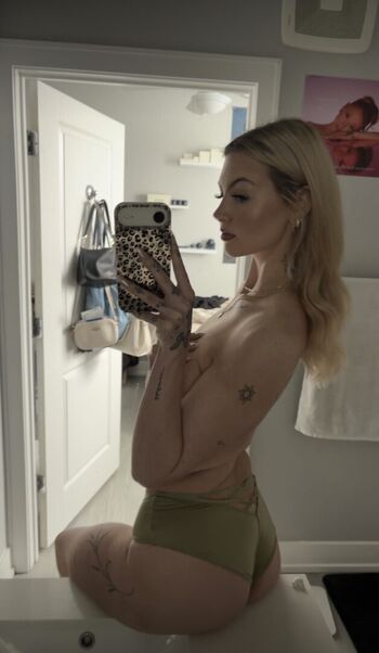 Full leaked Kylah private onlyfans photo