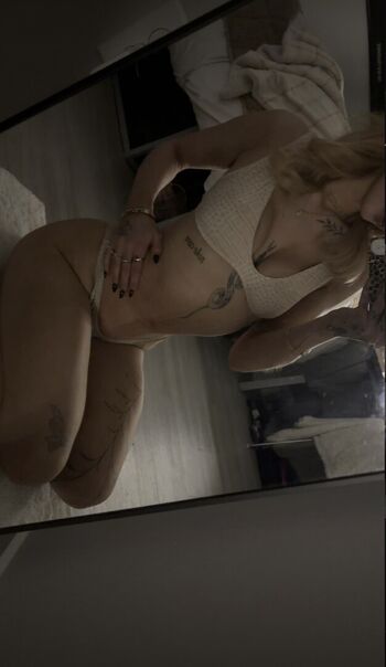 Full leaked Kylah private onlyfans photo