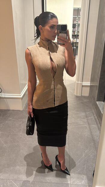 Full leaked Kylie jenner  page private onlyfans photo