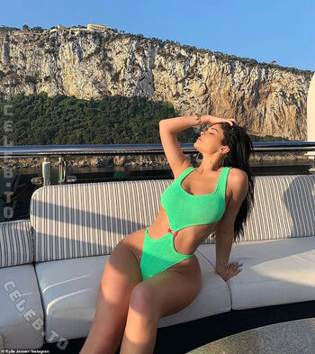 Full leaked Kylie jenner page private onlyfans photo