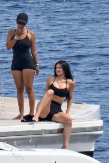 Full leaked Kylie jenner  page private onlyfans photo