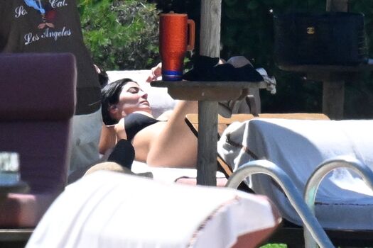 Full leaked Kylie jenner page private onlyfans photo