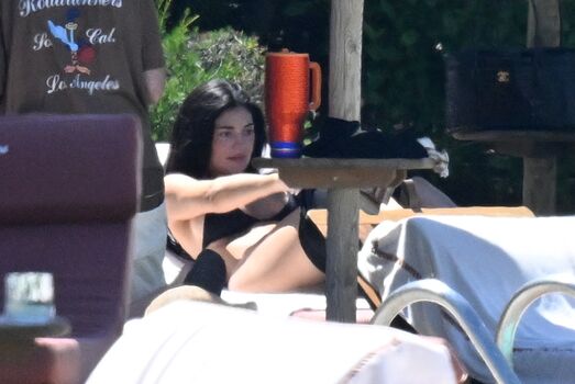 Full leaked Kylie jenner page private onlyfans photo
