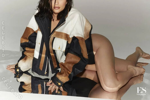 Full leaked Kylie jenner private onlyfans photo