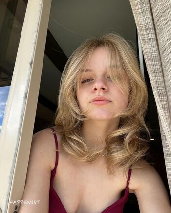 Full leaked Kylie rogers private onlyfans photo