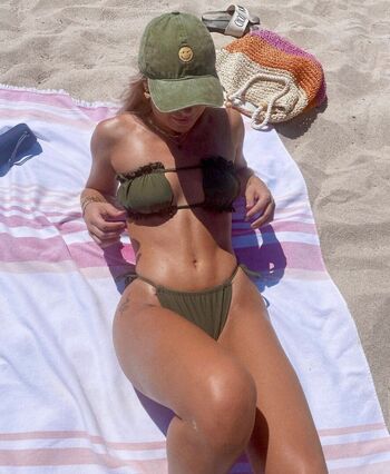 Full leaked Kyliefoland private onlyfans photo