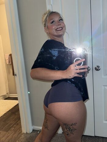 kyliepeach