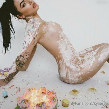 Full leaked Kylieraehall private onlyfans photo