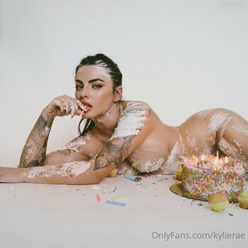 Full leaked Kylieraehall private onlyfans photo