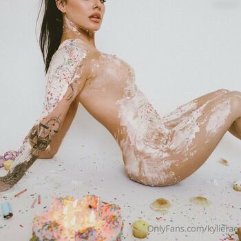 Full leaked Kylieraehall private onlyfans photo
