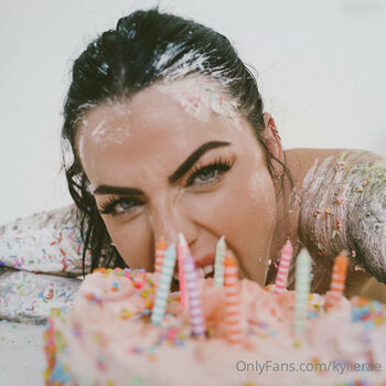 Full leaked Kylieraehall private onlyfans photo