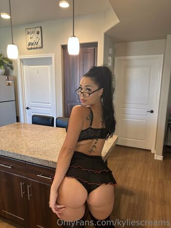 Full leaked Kyliescreams private onlyfans photo