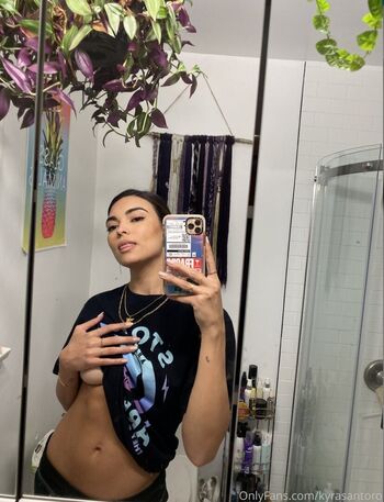 Full leaked Kyra santoro private onlyfans photo