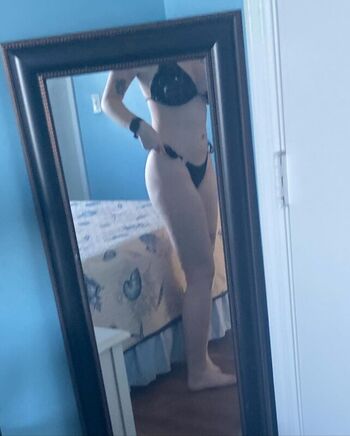 Full leaked Kyrafitnessgrowth private onlyfans photo