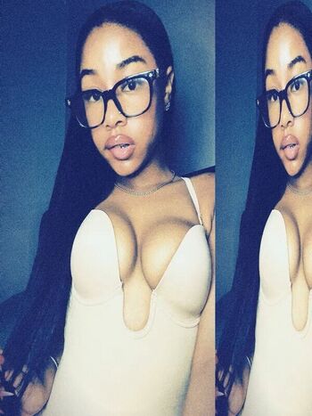 Full leaked Kyrstennsheree private onlyfans photo