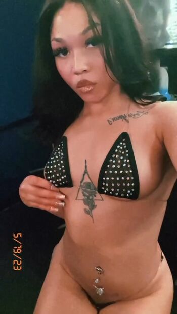 Full leaked L vely private onlyfans photo