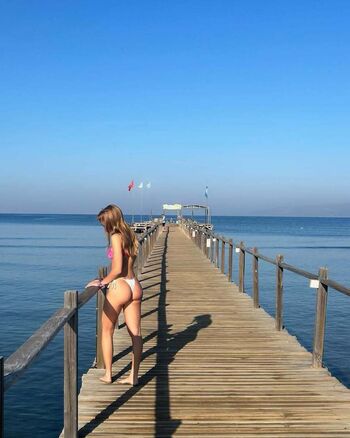 Full leaked Lnchen page private onlyfans photo