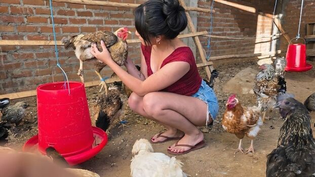 Full leaked La criadora de gallinas private onlyfans photo