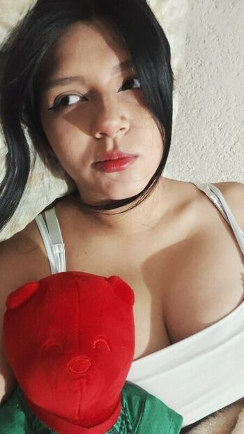 Full leaked La tia ainix private onlyfans photo