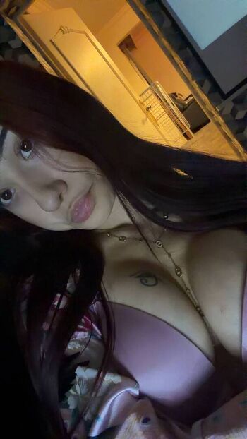 Full leaked Laarosaa izidaa private onlyfans photo