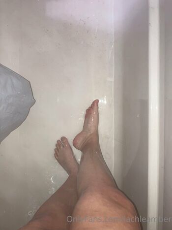 Full leaked Lachleamber private onlyfans photo