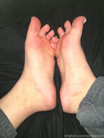 Full leaked Lachleamber private onlyfans photo