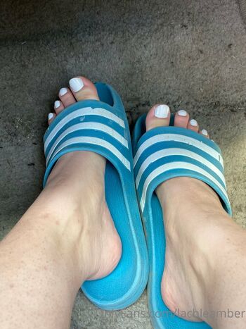 Full leaked Lachleamber private onlyfans photo