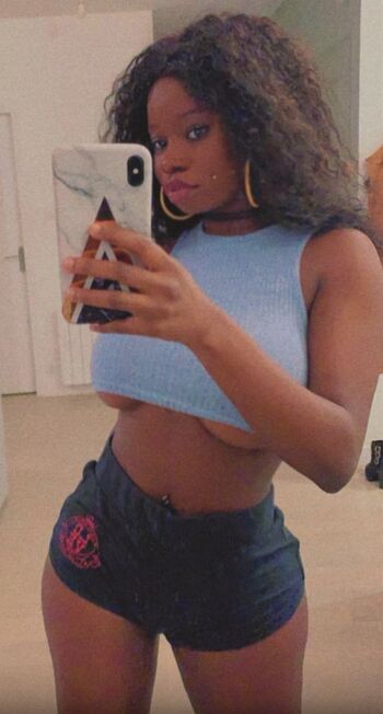 Full leaked Ladona private onlyfans photo
