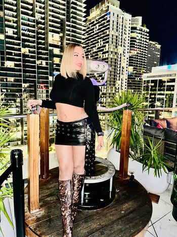 Full leaked Ladurahtxentrenaconmigo private onlyfans photo