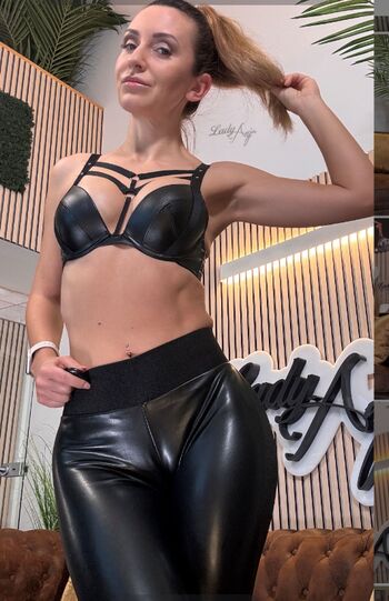 Lady Anja