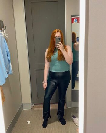 Full leaked Lady emily private onlyfans photo