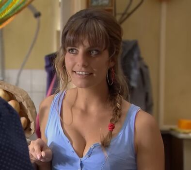 Laetitia Milot