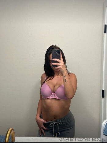 Full leaked Laina bell page private onlyfans photo