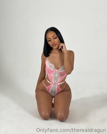 Full leaked Lainiaofficial page private onlyfans photo