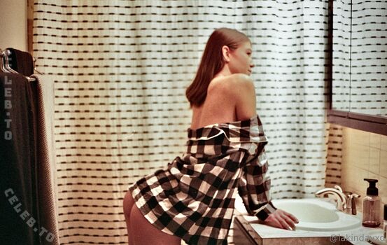 Full leaked Lakindayxo private onlyfans photo