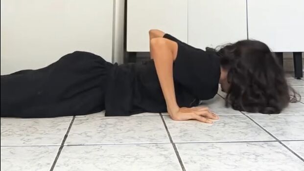 Full leaked Lala autista private onlyfans photo