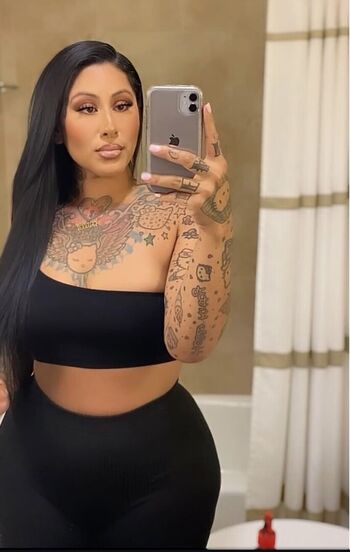 Full leaked Lalacakes private onlyfans photo