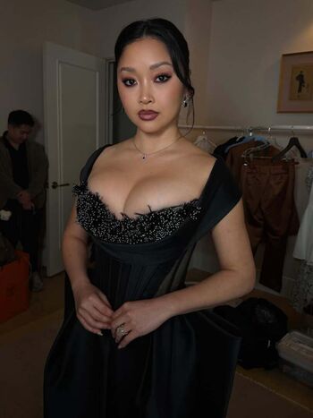 Full leaked Lana condor page private onlyfans photo